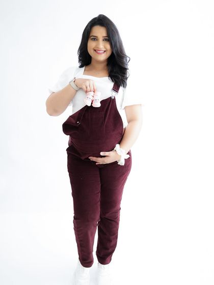 Solo Radiance: Portraits of the Mother-to-Be photo 147