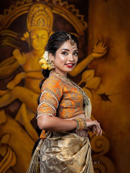 Waymore Jewels - Bridal Wear Rental Classic Muhurtham Sarees photo 22