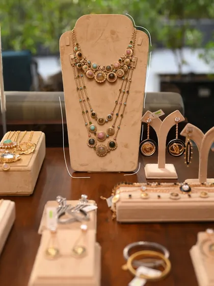 A glimpse into the world of Aulerth. Our showcases are an opportunity to experience the diverse range of our collections, from the intricate bridal sets by Tribe Amrapali to the bold, modern classics by Shivan & Narresh, all under one roof.
