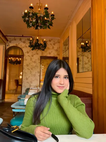 A warm smile. I hope my music makes you feel the same sense of warmth and happiness.