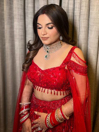 Glamorous Reception & Cocktail Looks photo 55