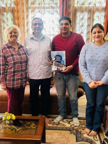 SolarSquare - Residential & Community Rooftop Solar Solutions Our Happy Customers: Homes & Families photo 16