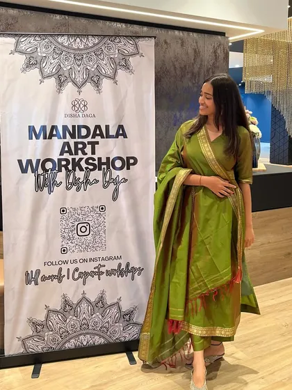 All set for a corporate workshop. I love dressing for the occasion and bringing a professional yet warm and creative energy to every event I host.