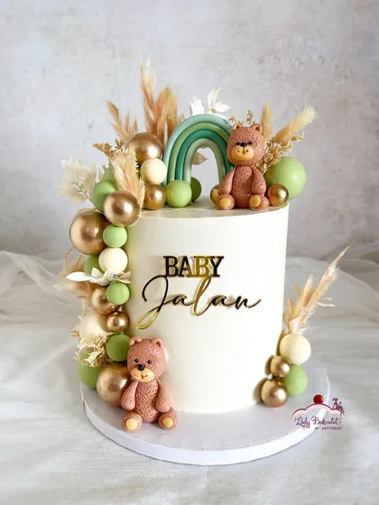 Another angle of the adorable teddy bear baby shower cake.