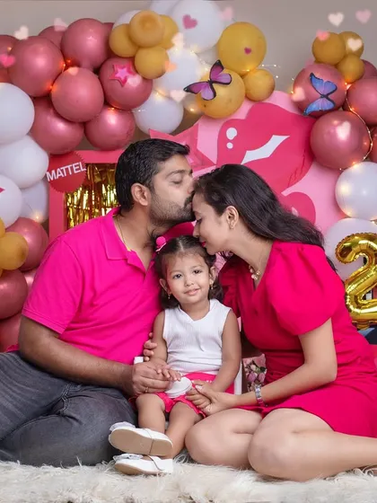 A fun-filled Barbie themed birthday shoot where the whole family joined in. It’s pure joy to see parents embracing their child's world, creating memories filled with laughter and lots of pink.