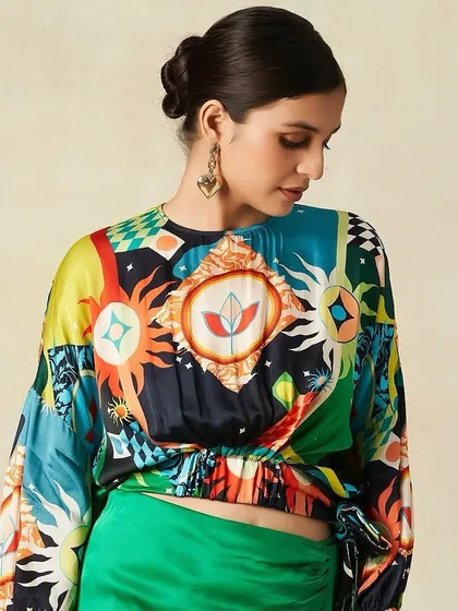 A close-up of the makeup for the Gulabo by Abu Sandeep campaign. I used earthy tones on the eyes and a natural lip to complement the colorful top.