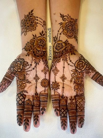 Sonu - Bridal & Wedding Mehndi Modern & Minimalist Mehndi photo 34