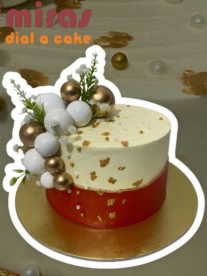 Miras Dial A Cake - Themed Custom Cakes Elegant & Sophisticated Cakes photo 35
