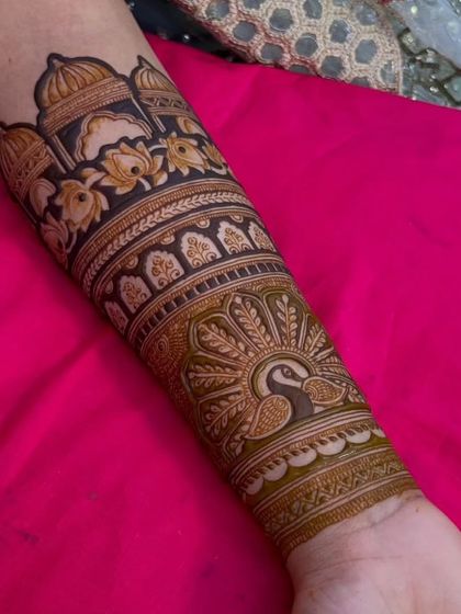 Traditional Motifs: Peacocks, Elephants & Palaces photo 7