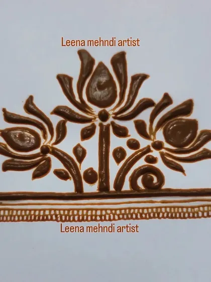 A simple but elegant lotus motif practice piece. Mastering different types of floral elements is a key part of my floral henna art classes.