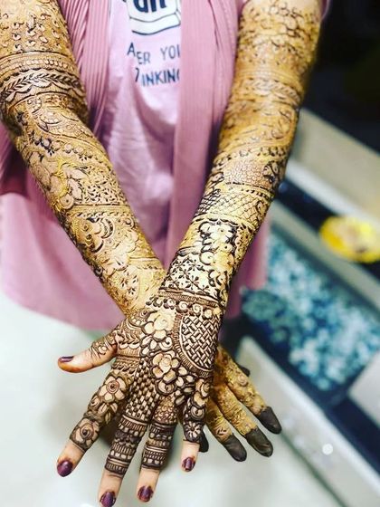 Shaikh Yasmeen - Bridal Mehendi Intricate Floral & Paisley Designs photo 67