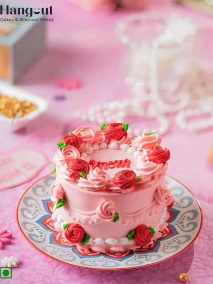 Old-school charm and mom-level love. Our Black Forest Heart Bento Cake is the perfect bite of nostalgia, with cherries, chocolate, and creamy layers crafted just for her.