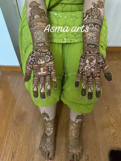 For the complete bridal experience, I offer full packages that include intricate designs for both hands and feet. This set features personalized story elements on the palms and traditional patterns on the feet.