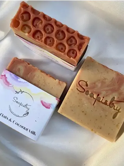 My Honey, Oats, and Coconut Milk soap is a customer favorite for a reason. It’s packed with organic honey and powdered oats to gently exfoliate and moisturize, making it perfect for dry or sensitive skin.