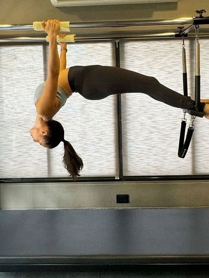 A rejuvenating stretch on the Cadillac to welcome the new year. This hanging backbend is a perfect way to release tension and set positive intentions.