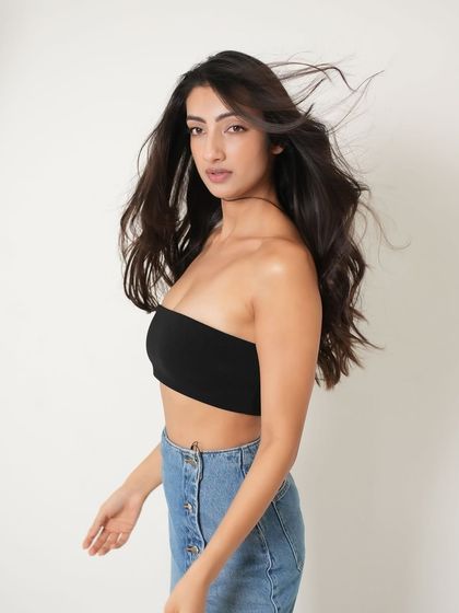 Signature Soft Glam & Glowy Skin photo 26