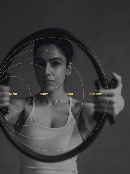 My teaching aims to help you align your mind, body, and soul. When these elements work in harmony, your energy flows freely. This image, with me holding a Pilates ring, symbolizes this focus on inner alignment.