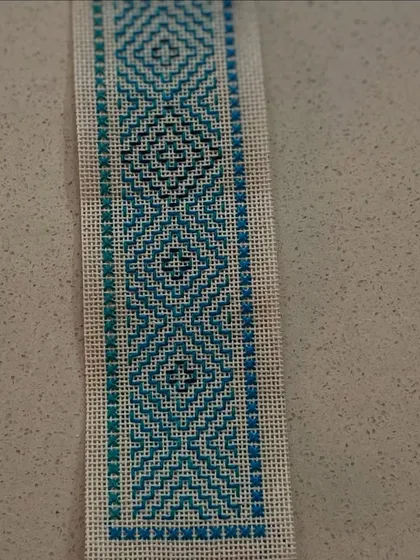 A sampler showing a gradient effect in blue. Exploring color is a key part of my embroidery workshops.