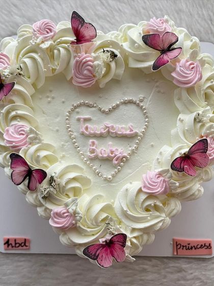 Drishtii Anandd - Custom Celebration Cakes Elegant & Floral Cakes photo 32