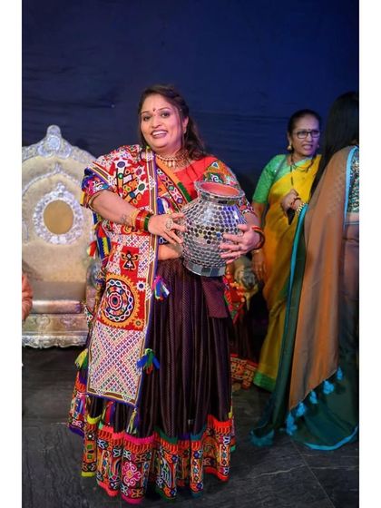 Party & Guest Makeup photo 23