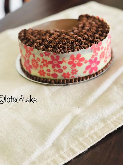 Lots Of Cake - Custom Cakes Our Most-Loved Flavours photo 7