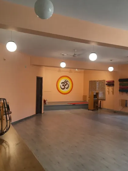 Welcome to our Swasth Arogya Nilaya, our abode of health and wellness. This is my serene studio in Yeshwanthpur, a calm and sacred space designed for you to unwind, connect with your body, and focus on your journey.