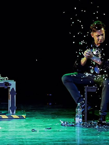 Large Scale Stage Illusions photo 14