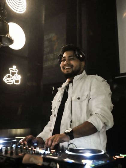 The Skelltron Persona photo 22