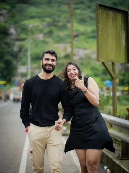 Pre-wedding shoots don't have to be all serious. I captured this happy, candid moment during a casual shoot in the Lonavala hills. My goal is to make you feel comfortable enough to just be yourselves.