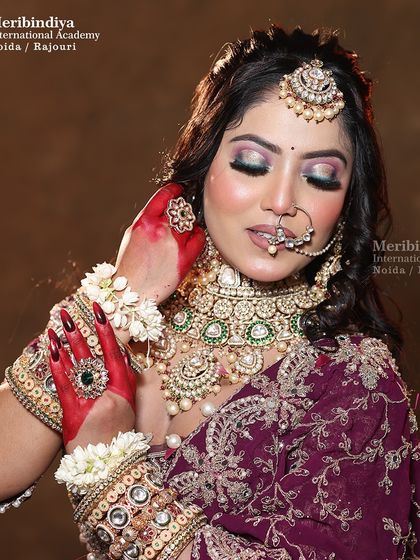 Notice the traditional touch of alta on the hands, which we coordinate with the overall makeup. I teach how to blend modern techniques with timeless traditions.