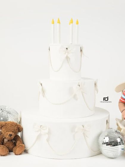 First Birthday & Cake Smash Fun photo 14