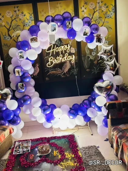 To make this 18th birthday extra special, I created a large circular balloon arch and personalized it by attaching cherished photo memories. It’s a beautiful backdrop for photos and makes the celebration feel deeply personal.