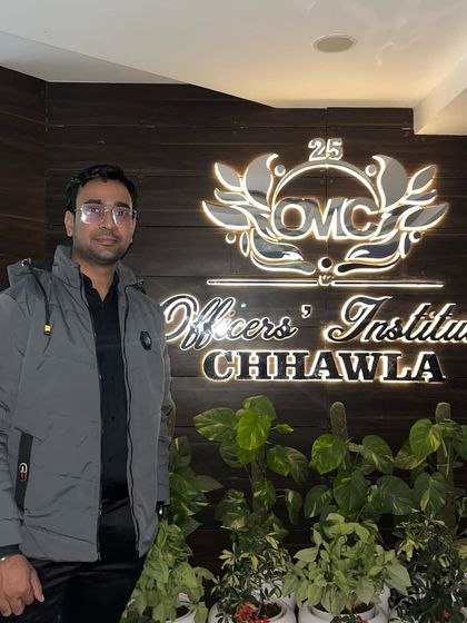 Behind the Scenes photo 8