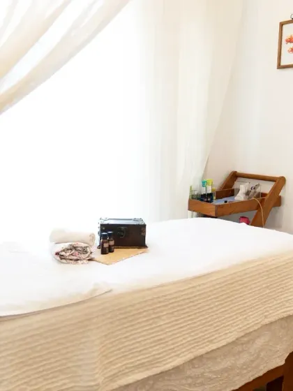 Welcome to your personal sanctuary. I designed my treatment rooms to be a peaceful escape, with soft lighting and calming details, so you can fully unwind and disconnect during your service.