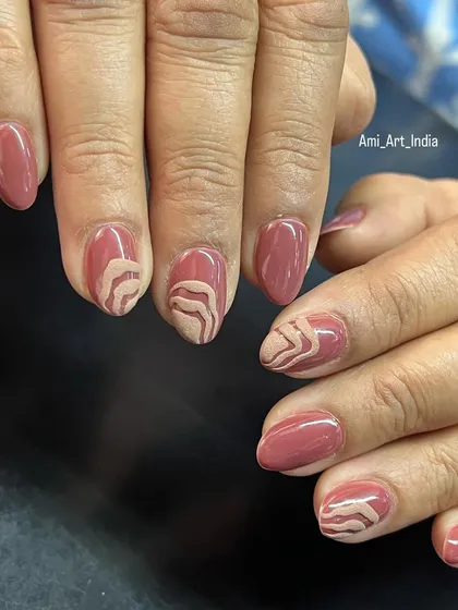 This abstract design was inspired by the look of sand art, with earthy tones and flowing lines.