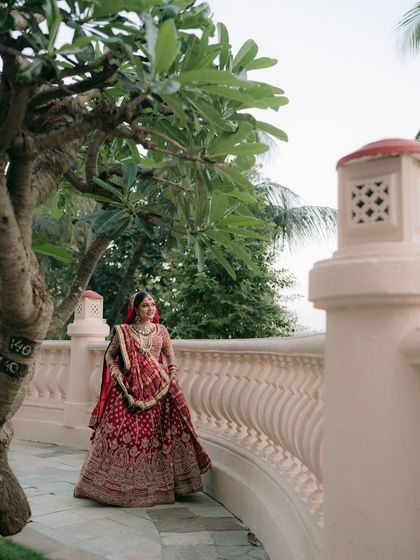 Timeless Bridal Looks photo 12