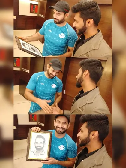 Sharing a moment with cricketer Irfan Pathan as he looks at the portrait I drew for him. His genuine appreciation meant the world to me.