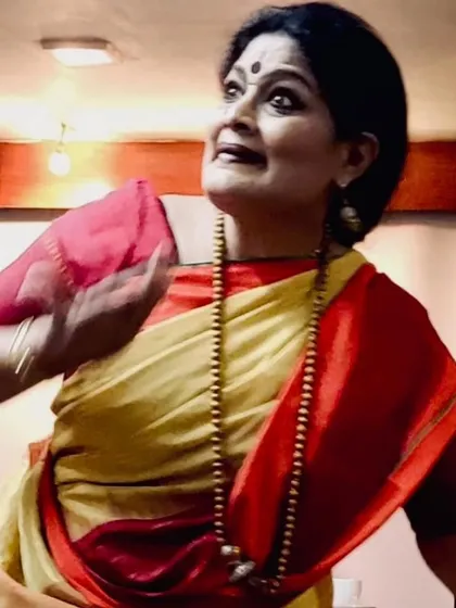 Expressing a moment of 'bhava' during the 'RASA SUTRA' lec-dem at Calcutta University, where I highlighted the use of Sanskrit in my repertoire.