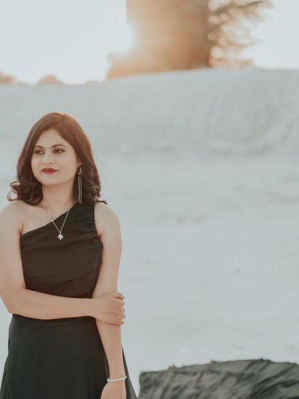 Dreamy Escapes: Unique Landscapes & Gowns photo 56