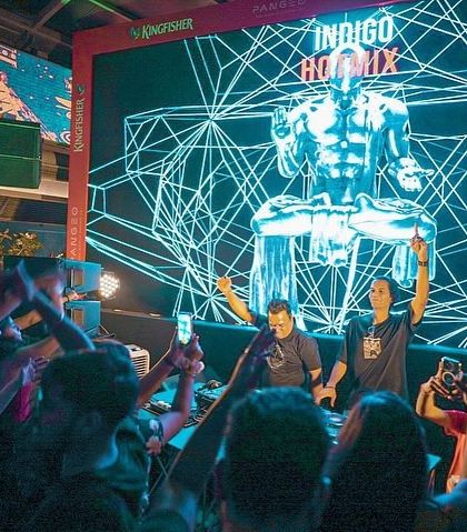 Ivan Nilkon - Live DJ Services IVAN + 1: Collaborations & Community photo 22