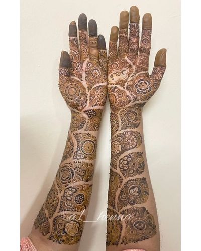 Henna/Mehndi Artistry Services