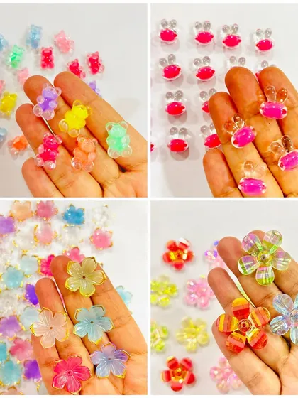 Our collection of decorative charms includes cute teddy bears, bunnies, and flowers. These small add-ons are perfect for making personalized resin keychains, jewelry, or phone grips.