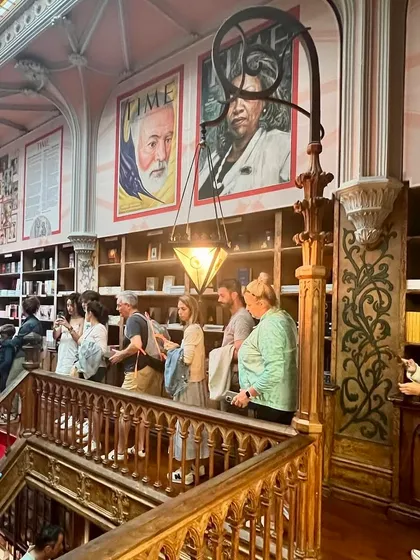 The details at Livraria Lello are endless, from the carved wooden railings to the art deco light fixtures. Every element is thoughtfully designed, contributing to a cohesive and awe-inspiring whole. It’s a space that celebrates stories, both in books and in its own walls.