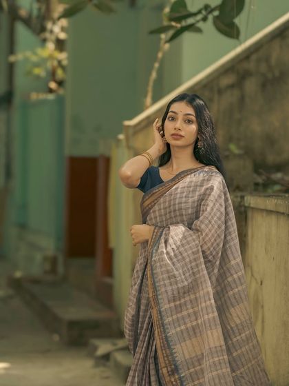 A duplicate of the Gandhi Bazaar shoot.