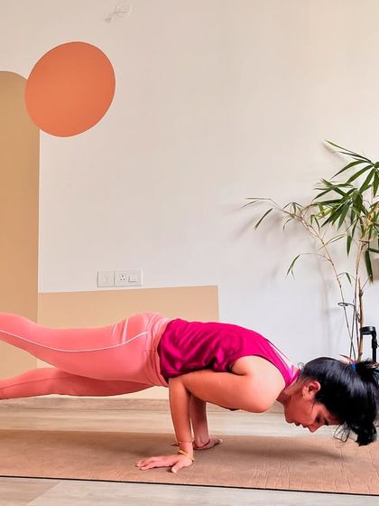 YogaByShi - Yoga & Fitness Instruction Advanced Practice: Arm Balances & Inversions photo 5