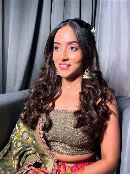 Vibrant Haldi & Mehendi Styles photo 10