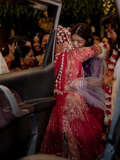 Journeys By Vivek - Wedding Cinematography The Wedding Party: Friends & Family photo 6