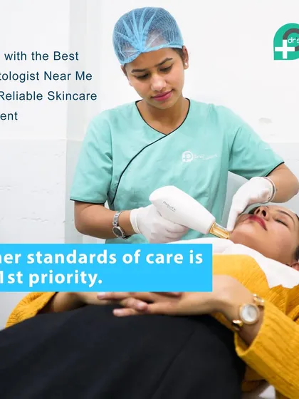 Higher standards of care are our first priority. Here, one of our trained therapists performs a treatment, showcasing our commitment to reliable and professional skincare.