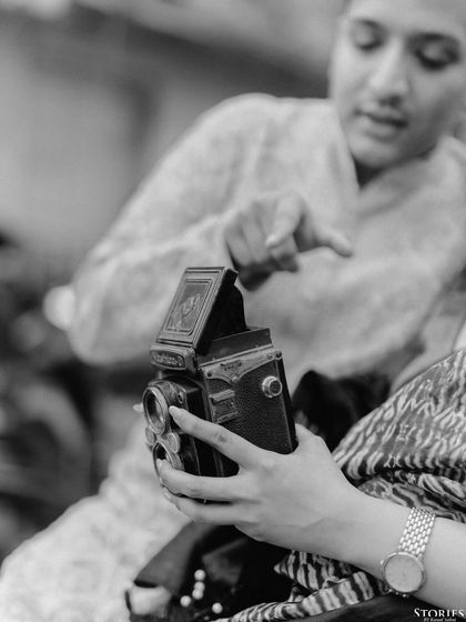 A detail shot focusing on a vintage camera, used as a prop during a Varanasi shoot. This reflects my passion for the craft of photography and adds a unique narrative element.