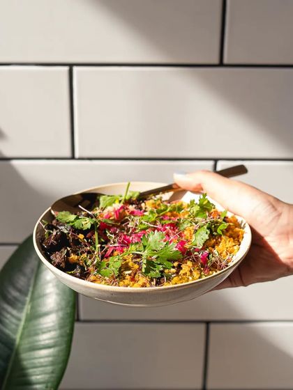 Can you guess the bowl? This is my personal favourite, a perfect balance of whole grains, legumes, colourful veggies, and greens, all topped with fresh herbs and microgreens.